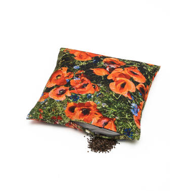 POPPIES -  pillow filled with buckwheat husk - 40x40 cm