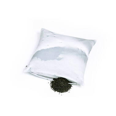 SNOW - pillow filled with buckwheat husk - 40x40 cm 